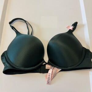 Victoria’s Secret Bra Push Up 34B